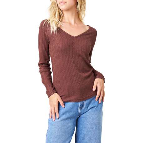 Top brun uni avec une coupe droite et des manches longues