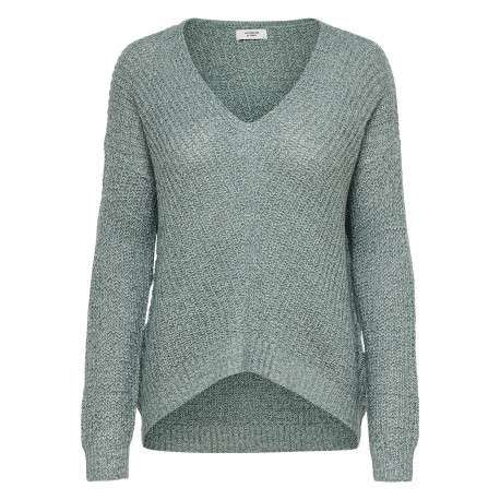 Pull vert uni avec une coupe droite et des manches longues