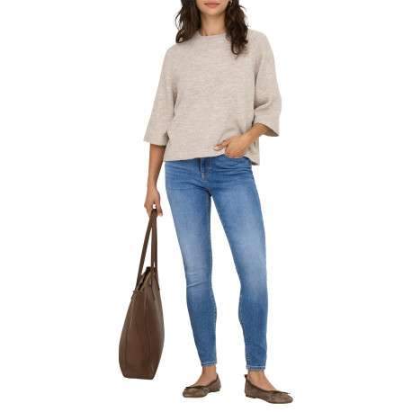 Pull beige uni avec un col rond bord côte et des manches longues - Image 5