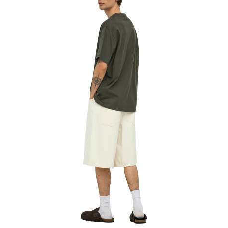 T-shirt kaki uni en coton biologique avec une coupe droite et un col rond - Image 4
