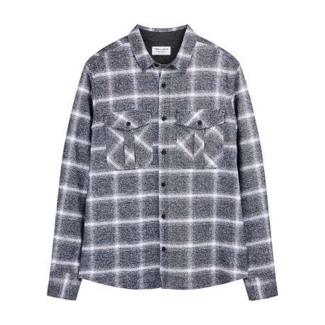 Chemise grise à carreaux avec une coupe droite et un col à revers