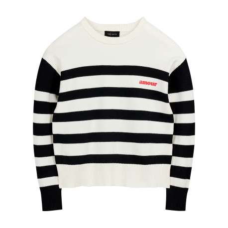 Pull écru à rayures avec une coupe droite et des manches longues