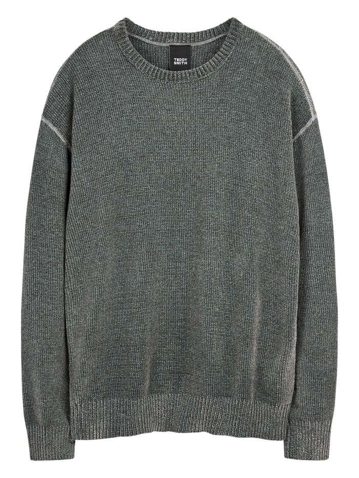 Pull vert uni avec une...