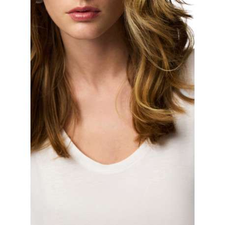 T-shirt blanc uni avec une coupe droite et des manches courtes - Image 6