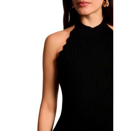 Robe courte noire sans manche à coupe ajustée pourvu d'un col ras du cou - Image 4