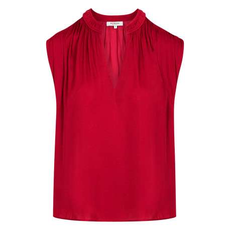 Blouse rouge sans manche à coupe droite pourvu d'un col v profond