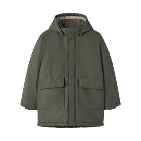 Parka kaki unie avec une coupe large et un col à capuche amovible