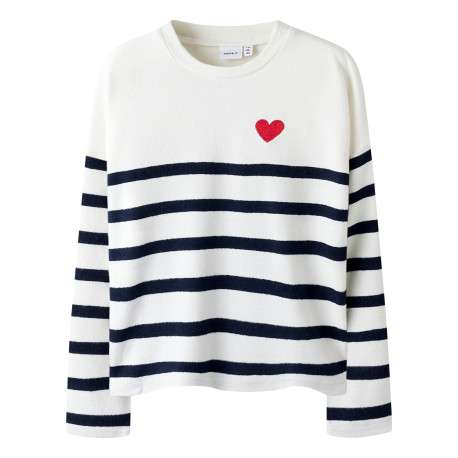 Pull blanc à rayures avec une coupe droite et des manches longues