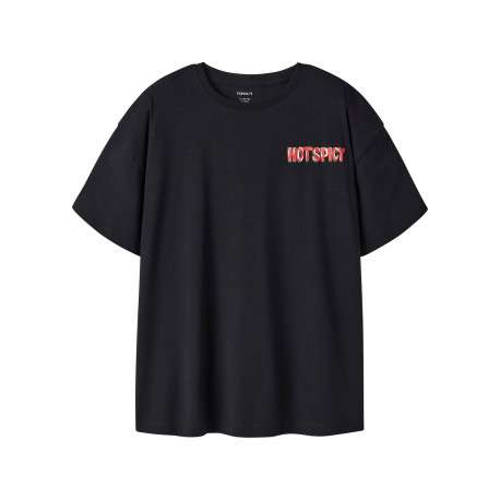 T-shirt en coton biologique noir à imprimé avec une coupe droite