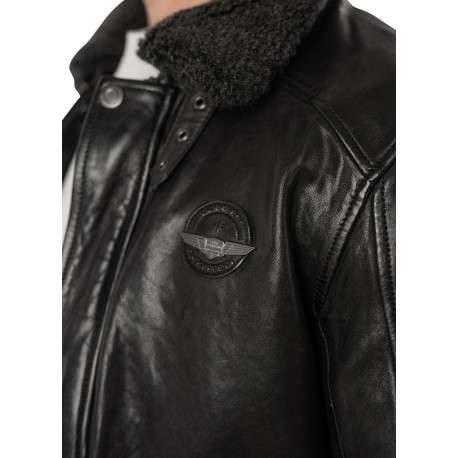 Blouson en cuir de mouton noir uni à coupe droite avec un col sherpa boutonné - Image 5