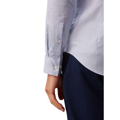 Chemise en coton bleu ciel à motifs avec une coupe slim et un col à revers - Image 5