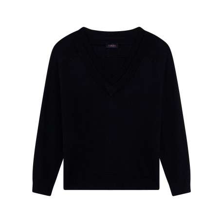 Pull noir uni avec une coupe droite et des manches longues