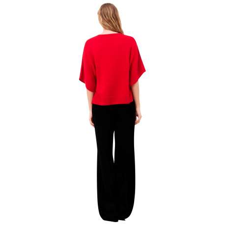 Pull rouge uni avec une coupe droite et des manches courtes - Image 3