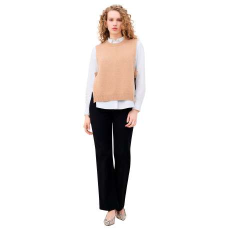 Pull camel uni sans manche avec une coupe droite et un col rond - Image 4
