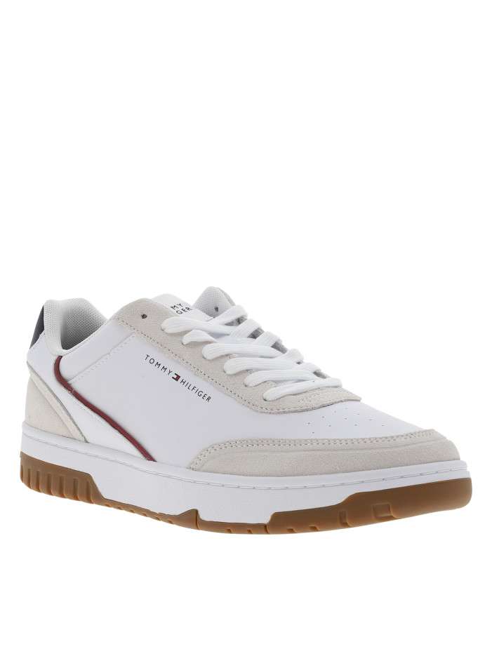 Baskets en cuir écrues à...