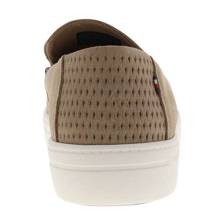 Mocassins en cuir camel à semelle plate et un logo embossé sur la semelle - Image 4