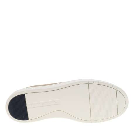 Mocassins en cuir camel à semelle plate et un logo embossé sur la semelle - Image 6