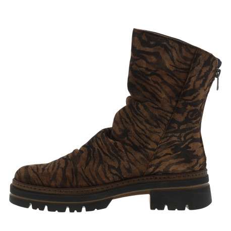 Boots en cuir léopard à semelle décroché bas et une fermeture à zip - Image 3