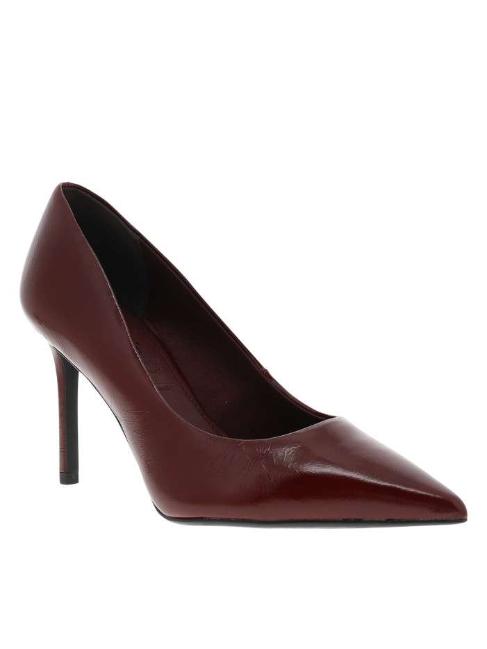 Escarpins en cuir bordeaux...