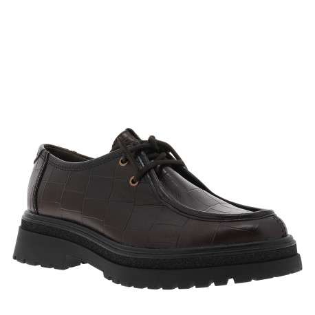 Mocassins en cuir marron à semelle plate et une femreture à lacets