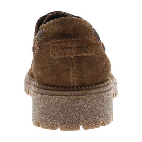 Mocassins bateau en cuir brunes à semelle plate et une fermeture à lacets - Image 4