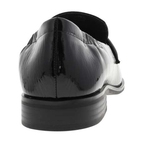 Mocassins noir verni avec une semelle plate et un bout pointu - Image 4