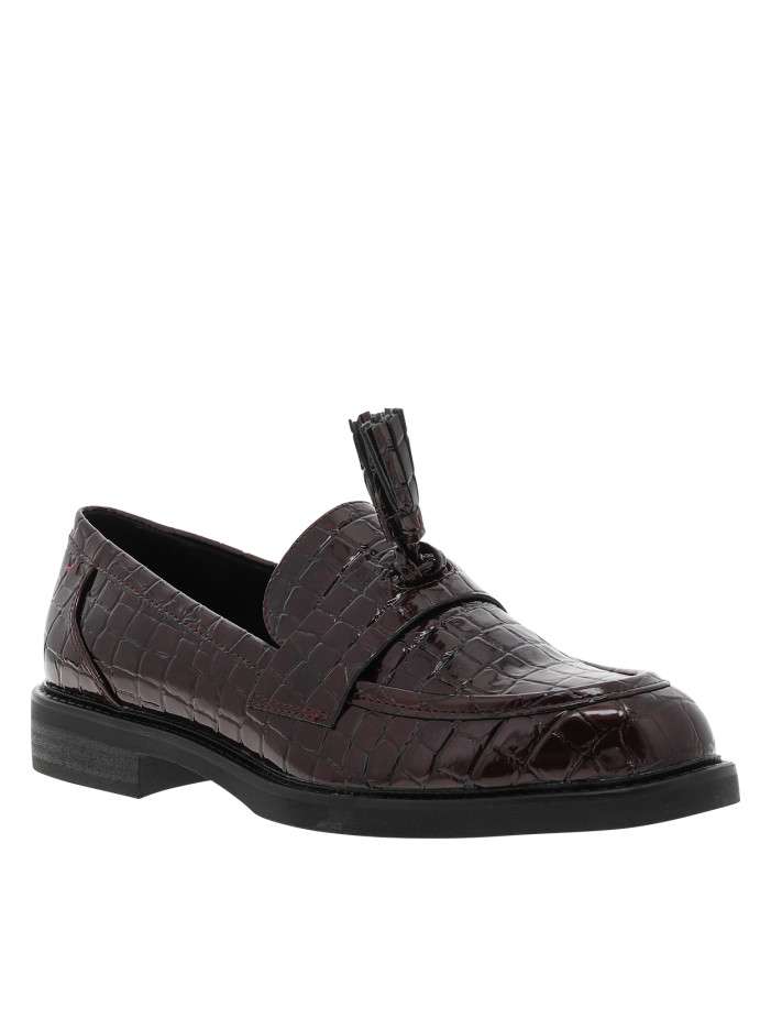 Mocassins bordeaux avec une...