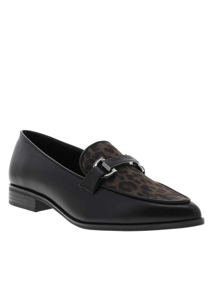 Mocassins noirs à talon...