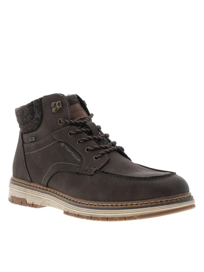 Bottines café à talon plat...