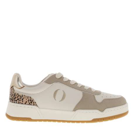 Tennis blanches et beiges à talon plat avec un motif léopard
