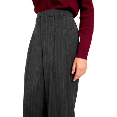 Pantalon gris à rayures avec une coupe bootcut muni d'un zip et d'une agrafe - Image 5