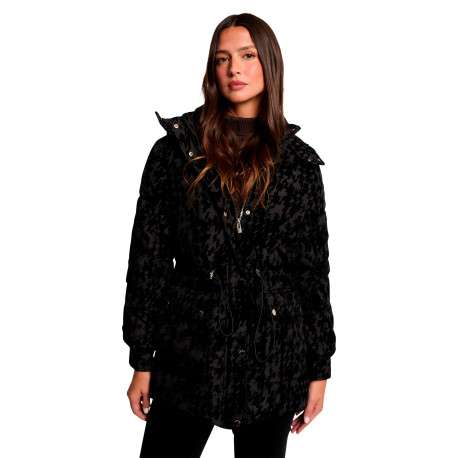 Doudoune noire à motif camouflage avec une coupe droite et une capuche - Image 2