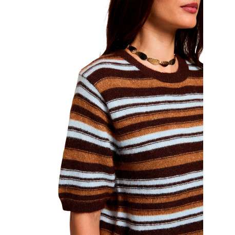Pull marron à rayures avec une coupe droite et des manches courtes - Image 5