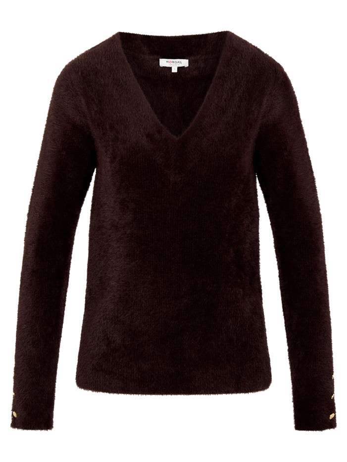 Pull chocolat uni avec une...