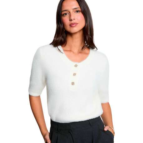 Pull blanc uni avec une coupe droite et des manches courtes - Image 4