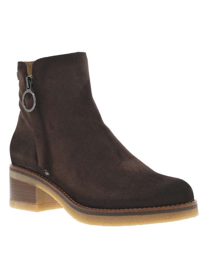 Boots en cuir moka à talon...