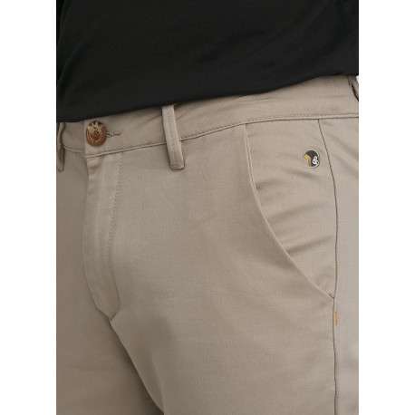 Pantalon chino en coton beige uni avec une coupe slim et des ourlets - Image 5
