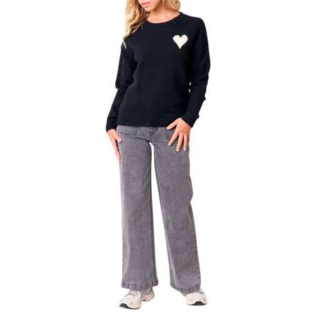 Pull noir uni en maille fine avec un cœur blanc et une coupe droite - Image 3