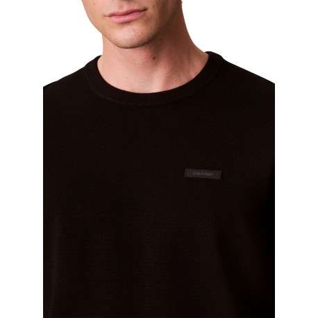 Pull noir uni coupe droite muni d'un col rond et de manches longues - Image 5