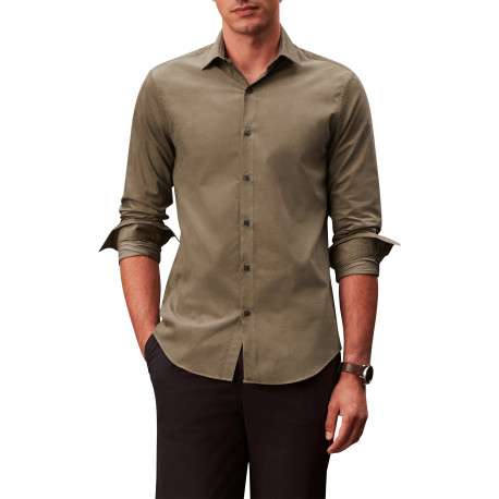 Chemise en coton camel unie à coupe slim dotée d'un col à revers - Image 2