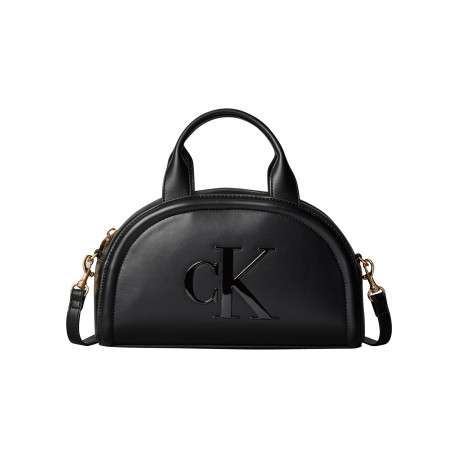 Sac à main noir sublimé par un logo embossé et un zip doré de fermeture