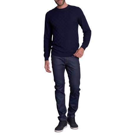 Pull nuit uni avec une coupe droite à col rond et des manches longues