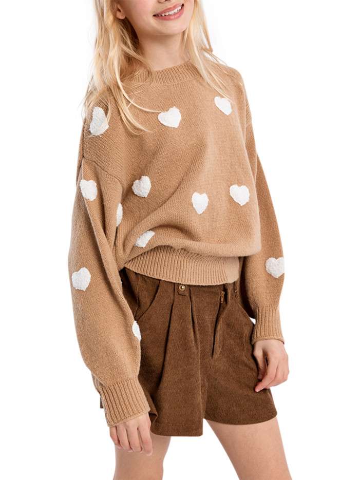 Pull beige à motifs coeurs...