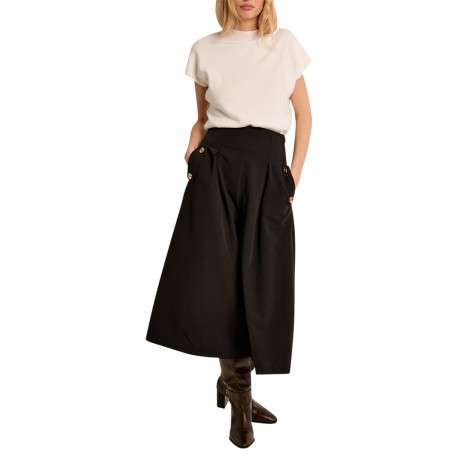 Jupe culotte longue noire dotée d'une coupe large et des boutons dorés - Image 2