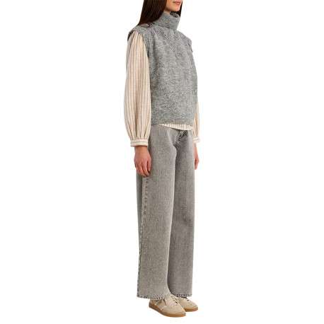 Pull gris à coupe droite doté d'un col montant et sans manches - Image 2