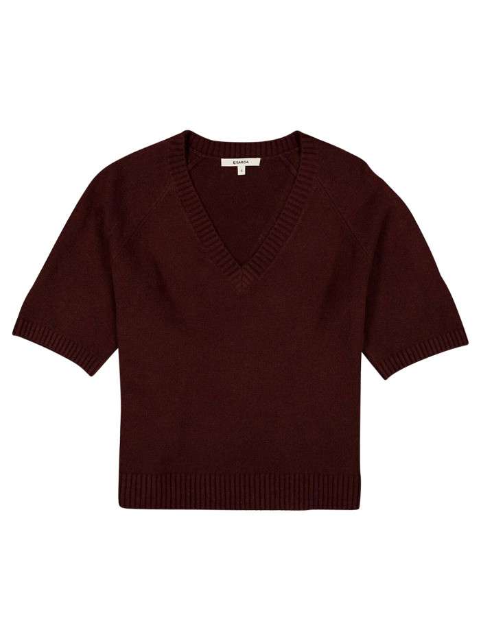 Pull marron à coupe droite...