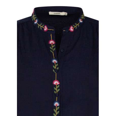 Chemisier bleu marine à coupe droite muni d'un col officier et de motifs floraux - Image 3