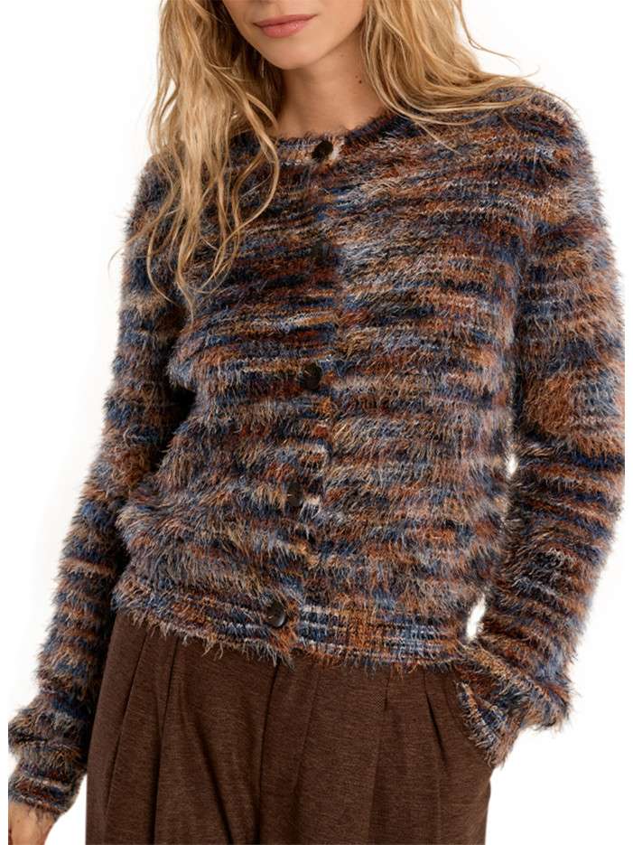 Pull multicolore à coupe...