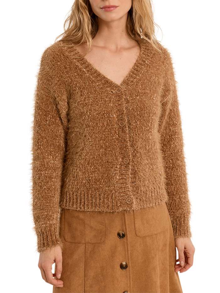 Pull camel avec une coupe...