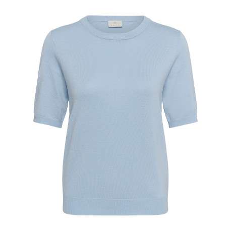 Pull bleu uni avec une coupe droite et des manches courtes
